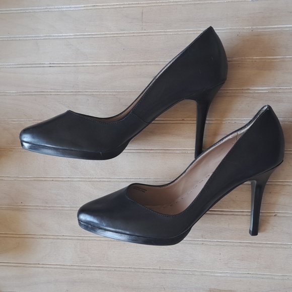 Tahari “Flynn” Black Leather High Heel Pumps Stiletto CLASSY Minimalistic - Picture 10 of 12